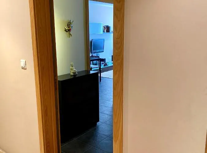 Giralda 2 * Ponteareas